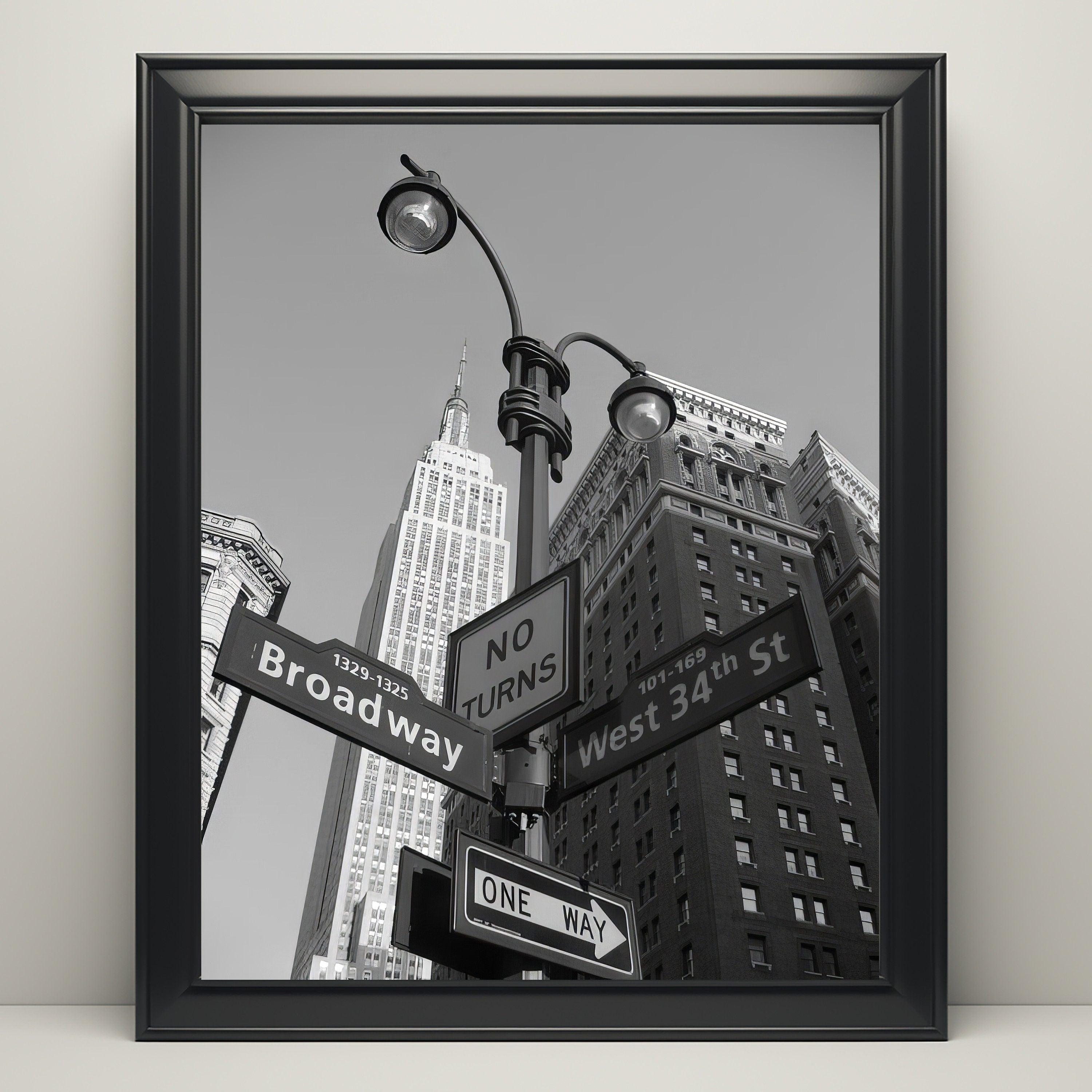 Broadway Print, New York City Vintage Poster, Empire State Building Print, Aesthetic Vintage Poster, Black And White Printable Photo, B&W